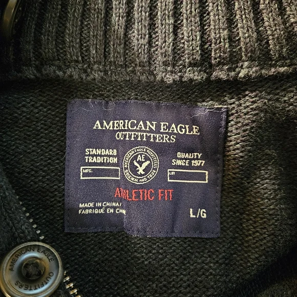 American Eagle Outfitters Forest Green 1/4 Zip Sweater - Picture 3 of 4